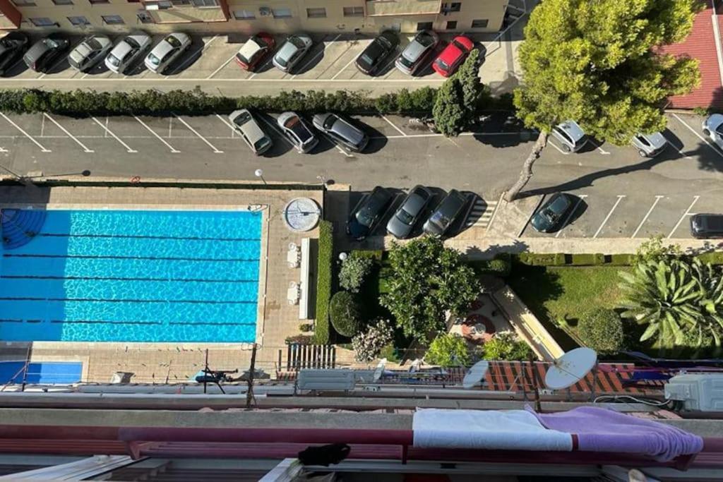 Sea View Apartments, 베니돔 외부 사진